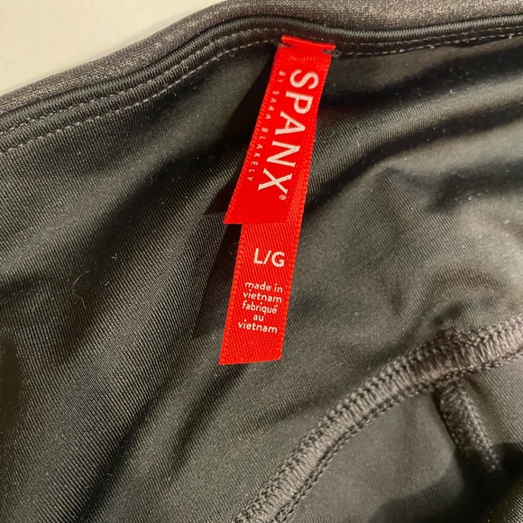 Spanx Moto Faux Leather Leggings - Picture 5 of 6